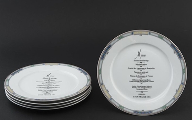 Six assiettes en porcelaine éditées pour le concou…