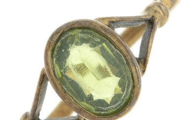 9ct gold peridot single-stone ring