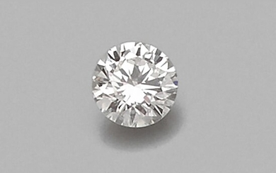 A 3,03 ct brilliant cut diamond. LFG preliminary report: colour L, clarity VS1, no fluorescence.