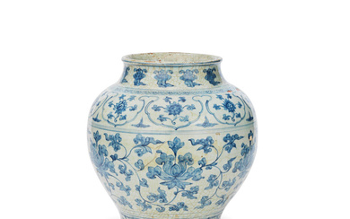 A BLUE AND WHITE 'LOTUS' JAR, GUAN Ming Dynasty, 15th/16th...