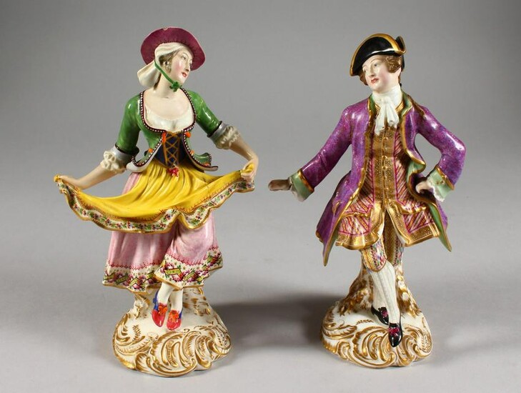 A PAIR OF 19TH CENTURY MINTON FIGURES AFTER MEISSEN