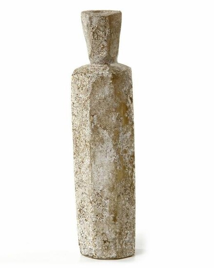 AN EARLY ISLAMIC GLASS BOTTLE, PERSIA, 9TH-10TH CENTURY