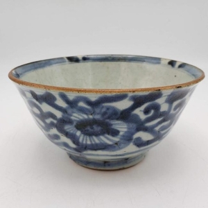 Blue & White Glazed Vintage Chinese Ceramic Bowl.