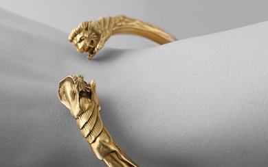 Bracelet jonc ouvert en or jaune 750 millièmes... - Lot 92 - Vasari Auction