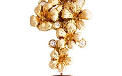 Brooch in 18 Karat Yellow Gold with Natural...