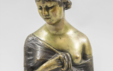 Büste der Madame Juliette Récamier / A terracotta bust of...