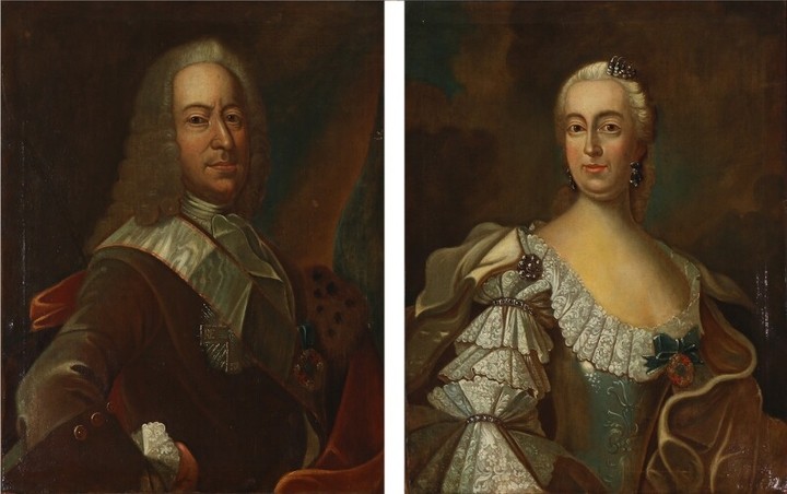 Danish painter, 18th century: A pair of portraits of a noble married couple. Oil on canvas. Unsigned. 73×61 cm. (2).