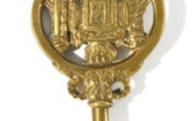EMPIRE D’AUTRICHE Clé de chambellan au chiffre de l’Empereur François Joseph. En bronze. Ht :...