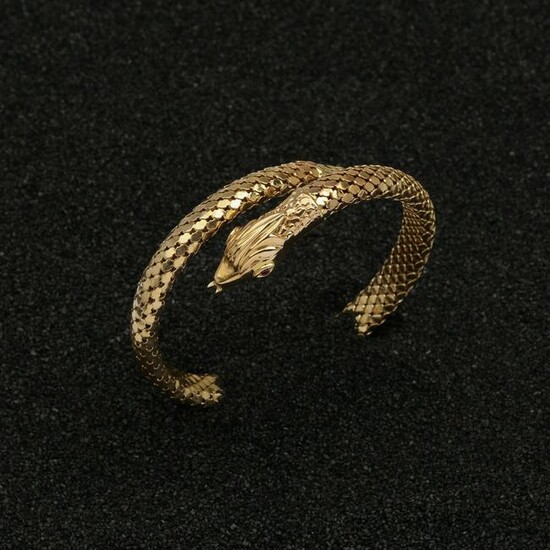 GOLD AND RUBY BANGLE
