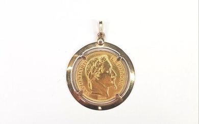GOLDEN PENDANT 750 ‰ decorated with a 20 franc coin bearing the laurelled effigy of Napoleon III, PB 9.9 g