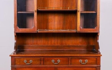 Georgetown Galleries Mahogany 2-pc china cabinet