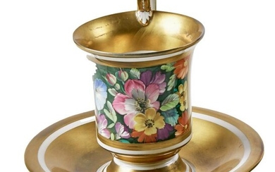 Goldfond-Tasse mit Blumenmalerei und originaler