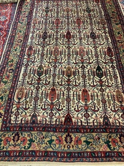 Hand Knoted Persian Tabriz Rug 9.4x6 ft