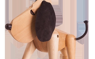 SOLD. Hans Bølling: Large "Oscar" dog of beech with leather ears and tail. Manufactured by Architectmade. H. 34. L. 45 cm. – Bruun Rasmussen Auctioneers of Fine Art