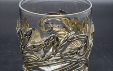Jugendstil Silberstand mit Glaseinsatz / An Art Nouveau vase with...