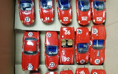 LOT de 15 véhicules échelle 1/43 métal : 1x Gamma Models Ferrari 225 S Spyder...