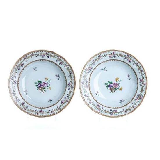 Pair of Chinese porcelain famille rose plates