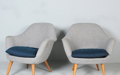 Pair of armchairs/lounge chairs made of fibreglass, 1950s.