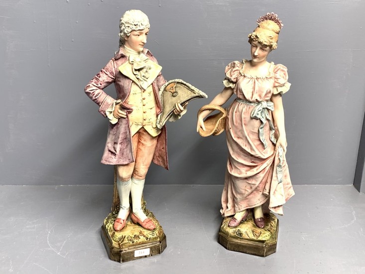 Pair of porcelain figures of an elegant lady & gentleman in ...