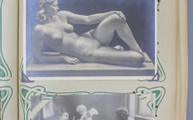 Postkartenalbum mit erotischen Postkarten / A postcard album with erotic...