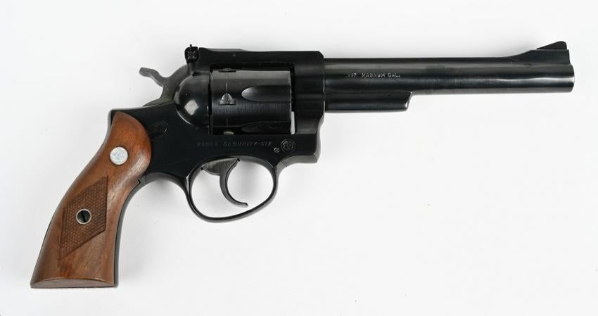 RUGER SECURITY SIX DOUBLE ACTION REVOLVER