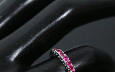 Ring with faceted rubies, 585 white gold.