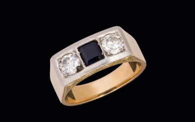 Sinthetyc sapphire and diamond ring