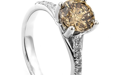 1.72 tcw Diamond Ring - 14 kt. White gold - Ring - 1.56 ct Diamond - 0.16 ct Diamonds - No Reserve Price