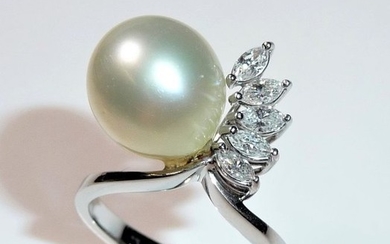 18 kt. White gold - Ring - 0.75 ct Marqusie cut diamond + South Sea pearl