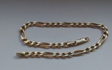 585 golden hand chain 22.5 cm long 0,4 cm wide 10.60 grams.
