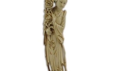 Ivory sculpture depicting 'Immortal' - China - Early 20th century