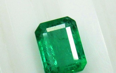 2.68 Ctw Natural Zambian Emerald Octagon Cut