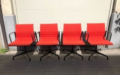 Charles Eames - Vitra - Armchair - Aluminium Chair