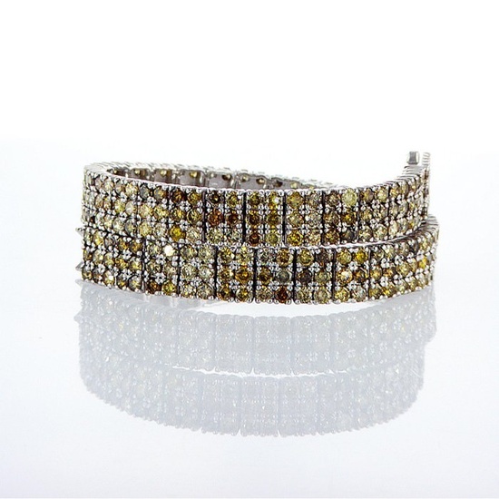 7.04ct fancy yellow and green color GW certified - 14 kt. White gold - Bracelet - 7.04 ct - no reserve price
