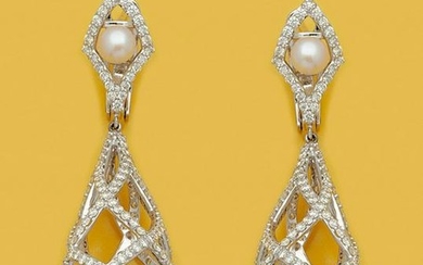Paar extravagante Diamant-Pendeloques