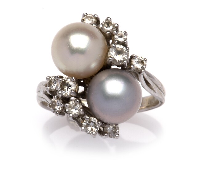 A 14k white gold cultured pearl and diamond ring