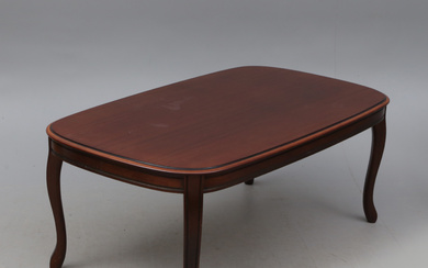 A 20th-century wooden coffee table.