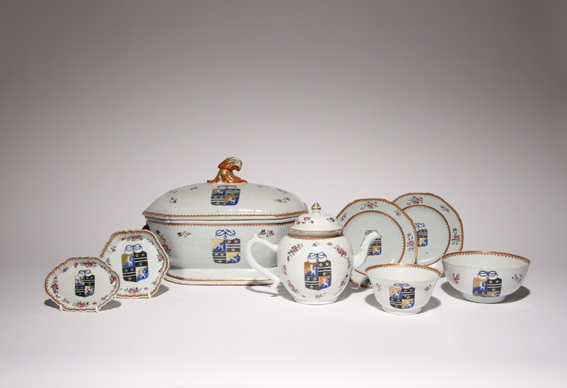 A CHINESE ARMORIAL PART DINNER SERVICE