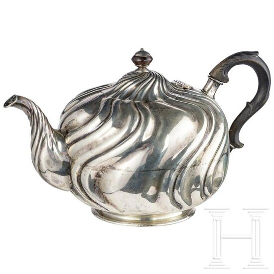 A German silver tea pot, in the style of 1760, 20th cen