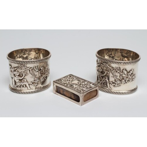 A PAIR OF LATE VICTORIAN SILVER NAPKIN RINGS, maker's mark C...