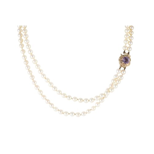 A VINTAGE TWIN ROW CULTURED PEARL NECKLACE, 9ct gold and ame...