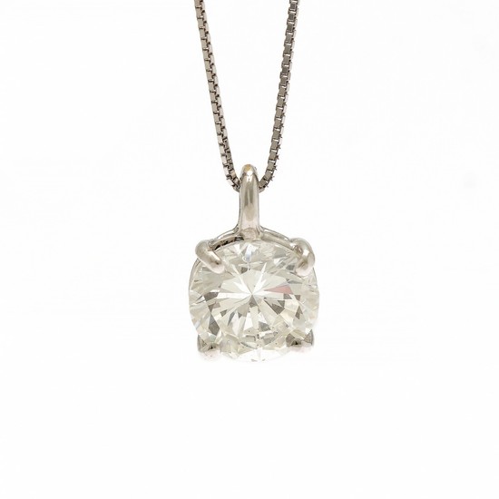 A diamond necklace set with a brilliant-cut diamond, app. 2.03 ct., mounted in 18k rhodium plated gold, on an 18k white gold necklace. L. app. 42 cm. (2)