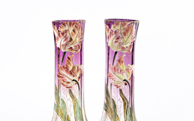 A pair of Art Nouveau vases, early 20th century.