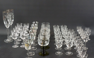 A set of 46 glasses, snapshots, champagne glasses and straps.