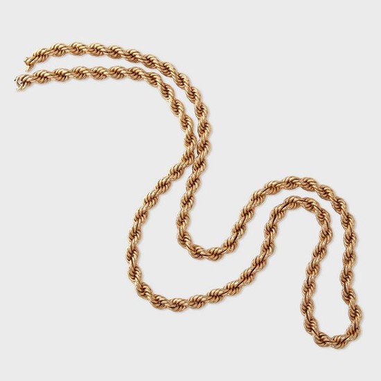 An eighteen karat gold chain
