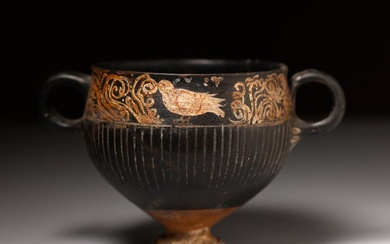 Ancient Greek Ceramic decorated Skyphos - 17 cm