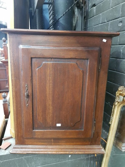Antique Oak Hanging Corner Cabinet, with single door