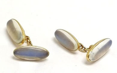 Antique pair of unmarked gold moonstone set cufflinks - 4g t...