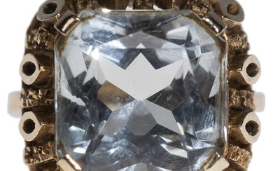 Aquamarine Ring, 585 Gelbgold, Aquamarine in Princess Schliff ca. 6,9ct,...