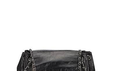 Chanel - Leather Chain Flap Bag Shoulder bag